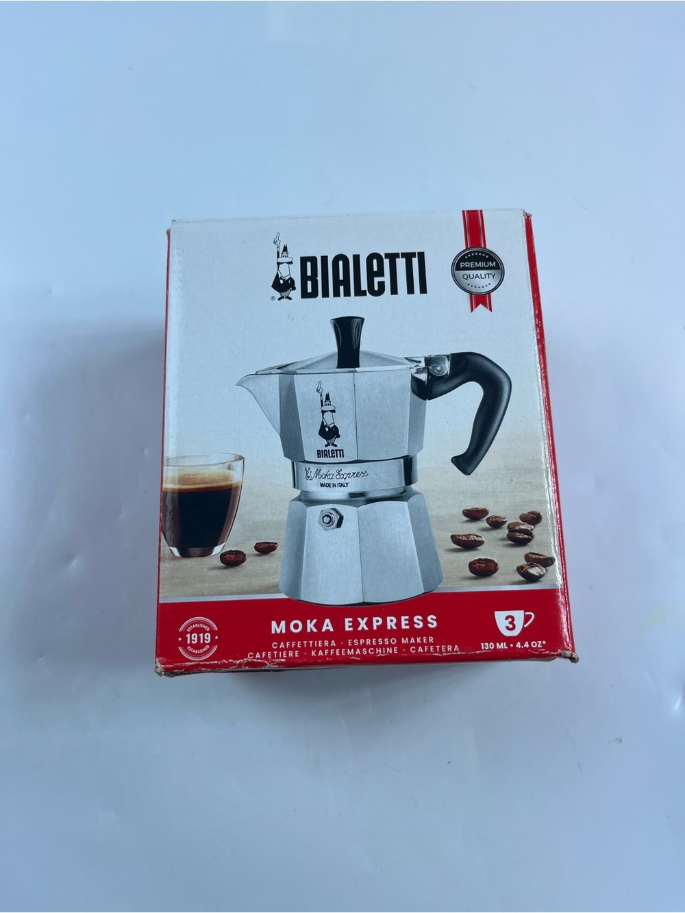 Bialetti Moka Express Iconic Italian Stovetop Espresso Maker Silver, 3 Cups
